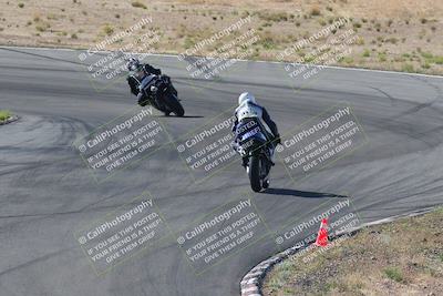 media/Apr-20-2025-AHRMA (Sun) [[393a79c373]]/Race/group 10 early race/Turn 4b/